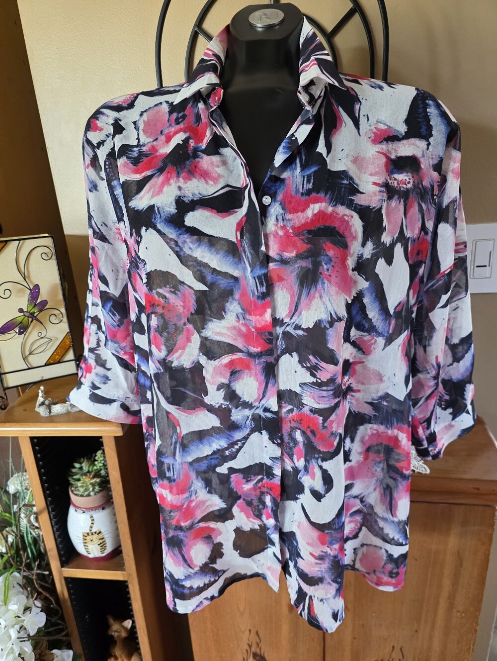 IMNYC Isaac Mizrahi Abstract Floral Semi-Sheer Very Oversized Boxy Blouse